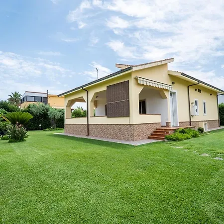 Alma Villa Campofelice Di Roccella